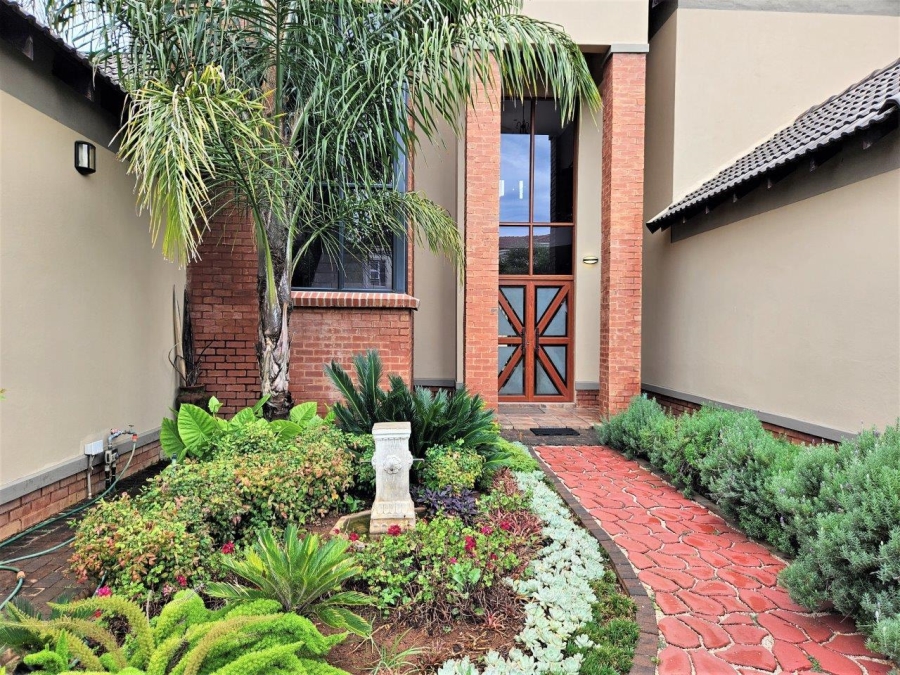 4 Bedroom Property for Sale in Melodie North West